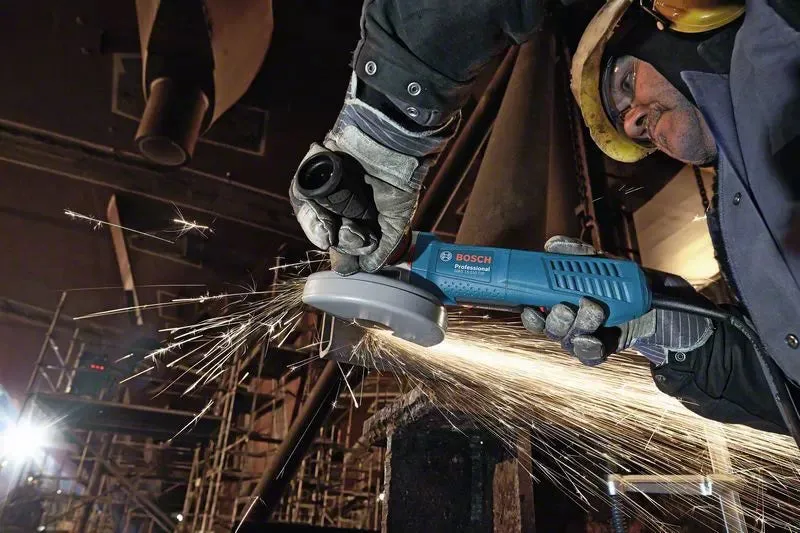 Bosch Professional | Angle Grinder GWS 15-150 CIP