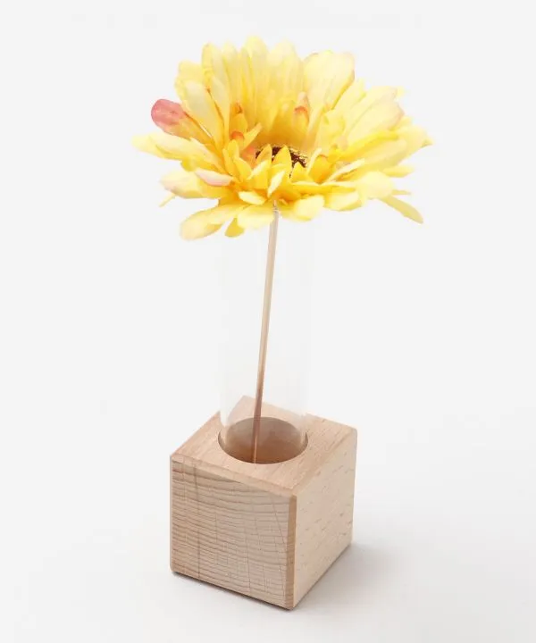 Gerbera KANZASHI Hairpin with Stand